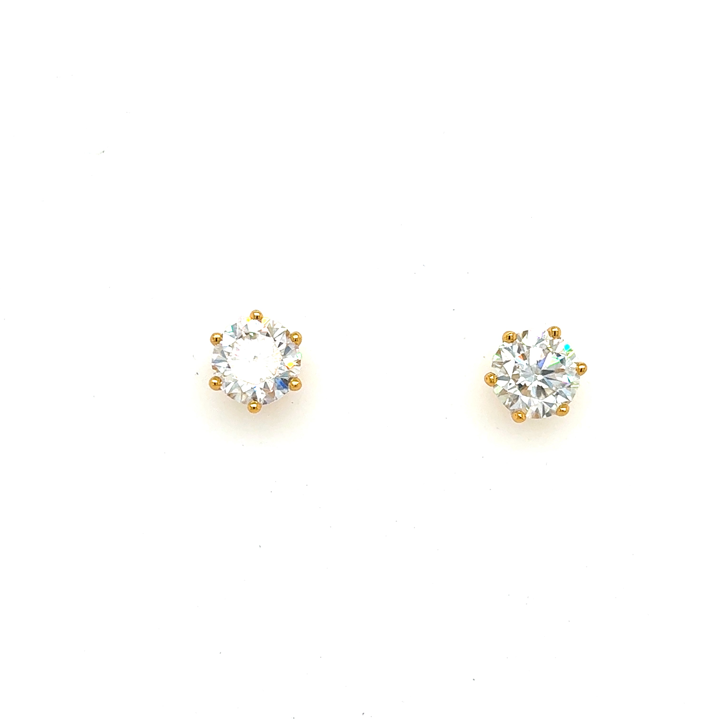 Zarcillos Crown Moissanite Studs